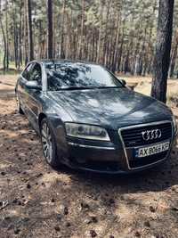 Продам Audi a8