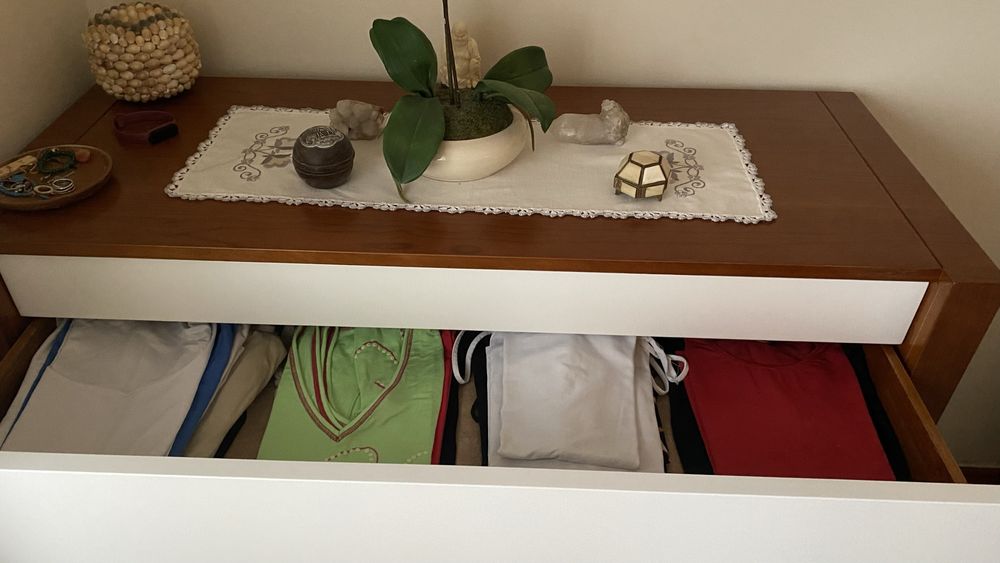 Comoda quarto cerejeira e branco