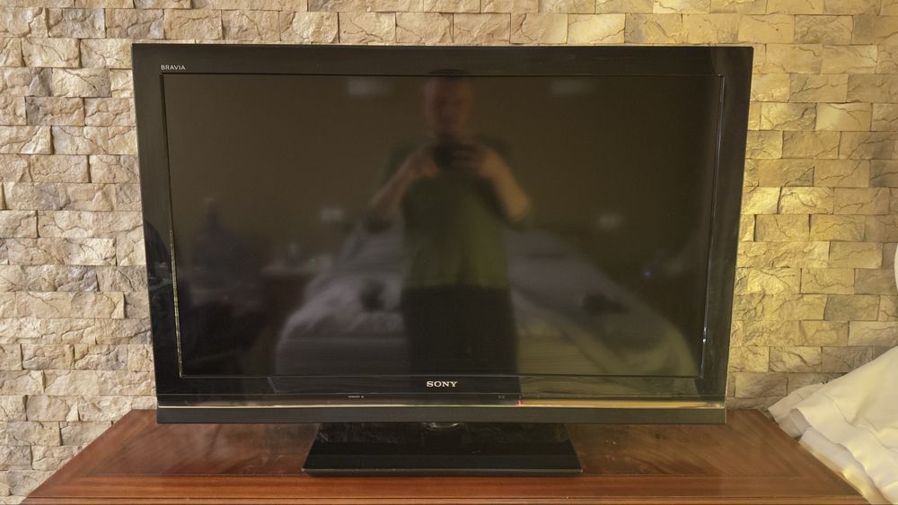 Продам LCD телевізор 40 дюймів Sony KDL-40W5500 в ідеальному стані