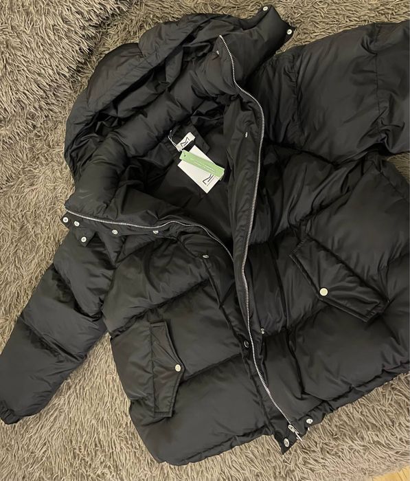 Жіночій пуховик