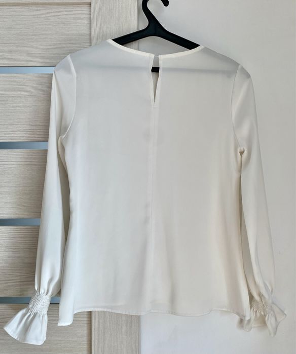 Біла блузка розмір S