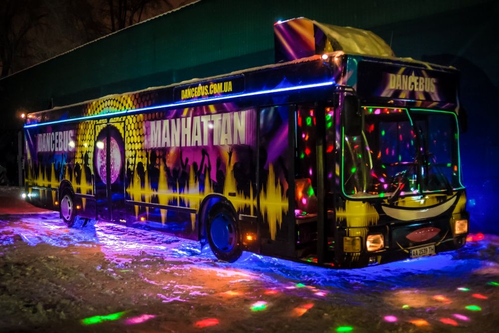 PartyBus Manhattan пати бас патибас лимузин киев прокат лимузин аренда