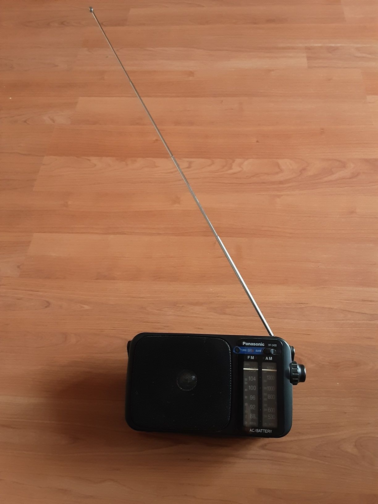 Радиоприёмник Panasonic.
