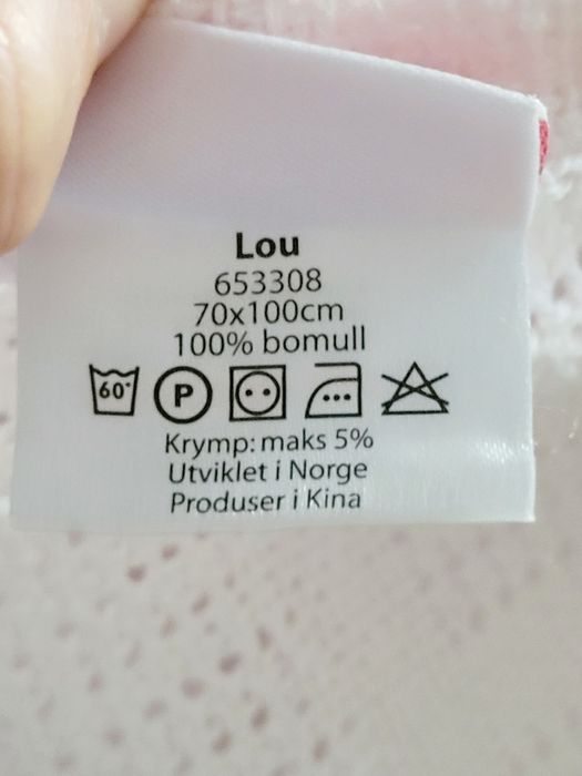 Lekki ażurowy kocyk niemowlęcy scandi