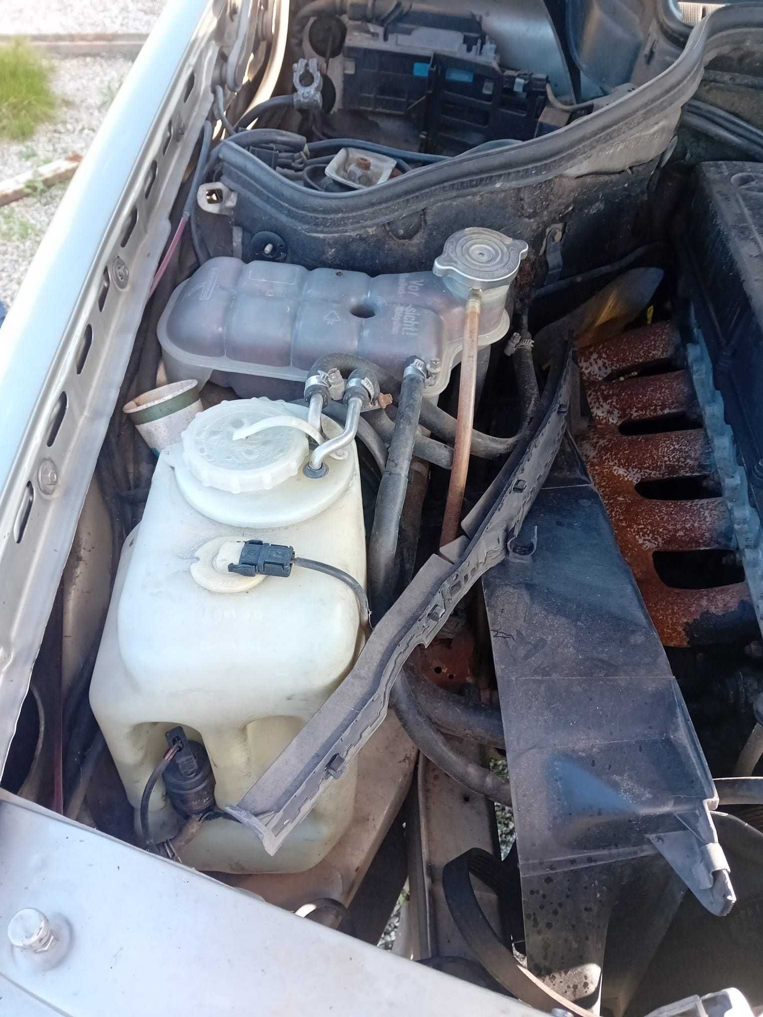 Mercedes E250 W124 (peças)
