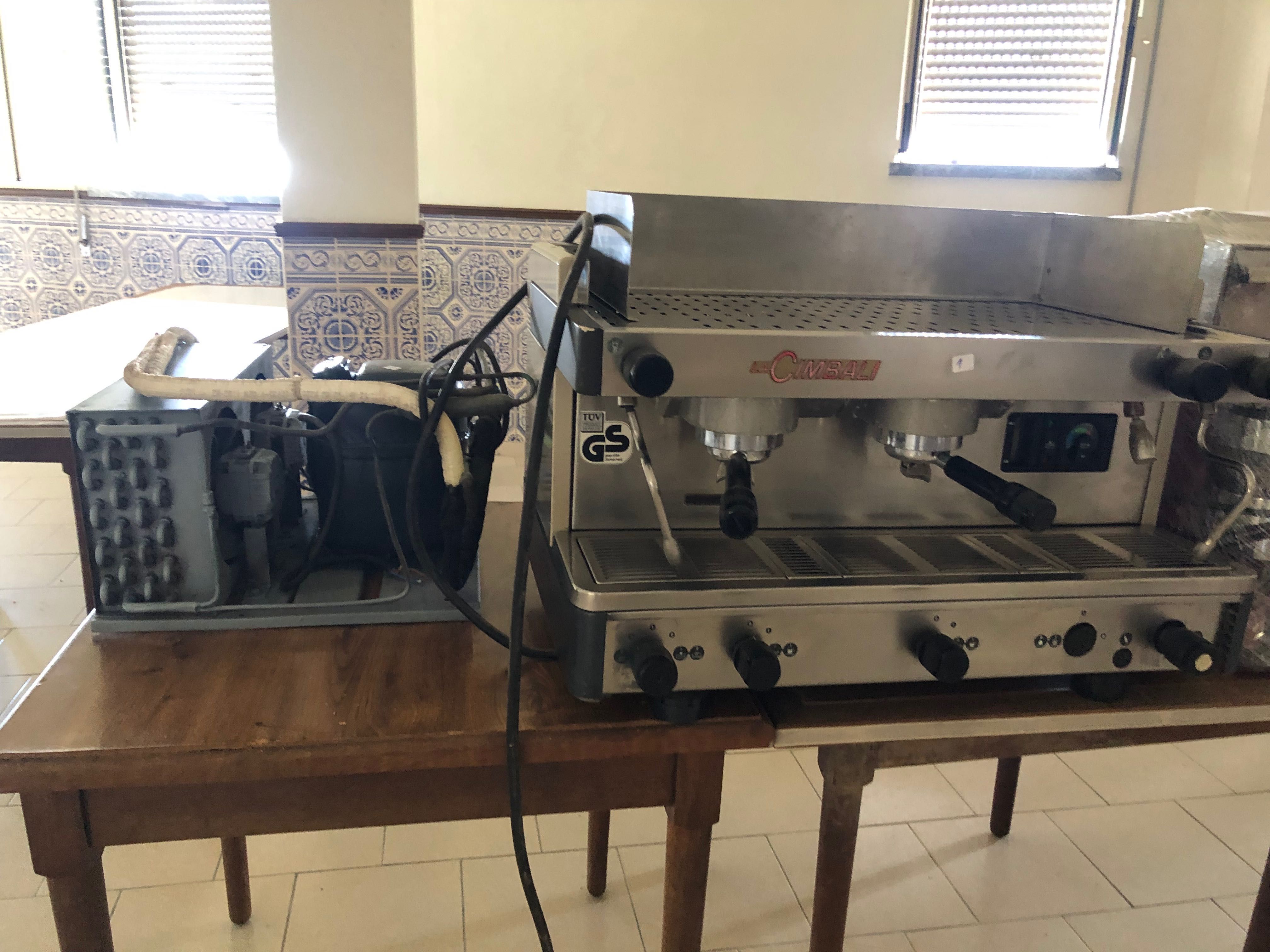 Máquina de café industrial