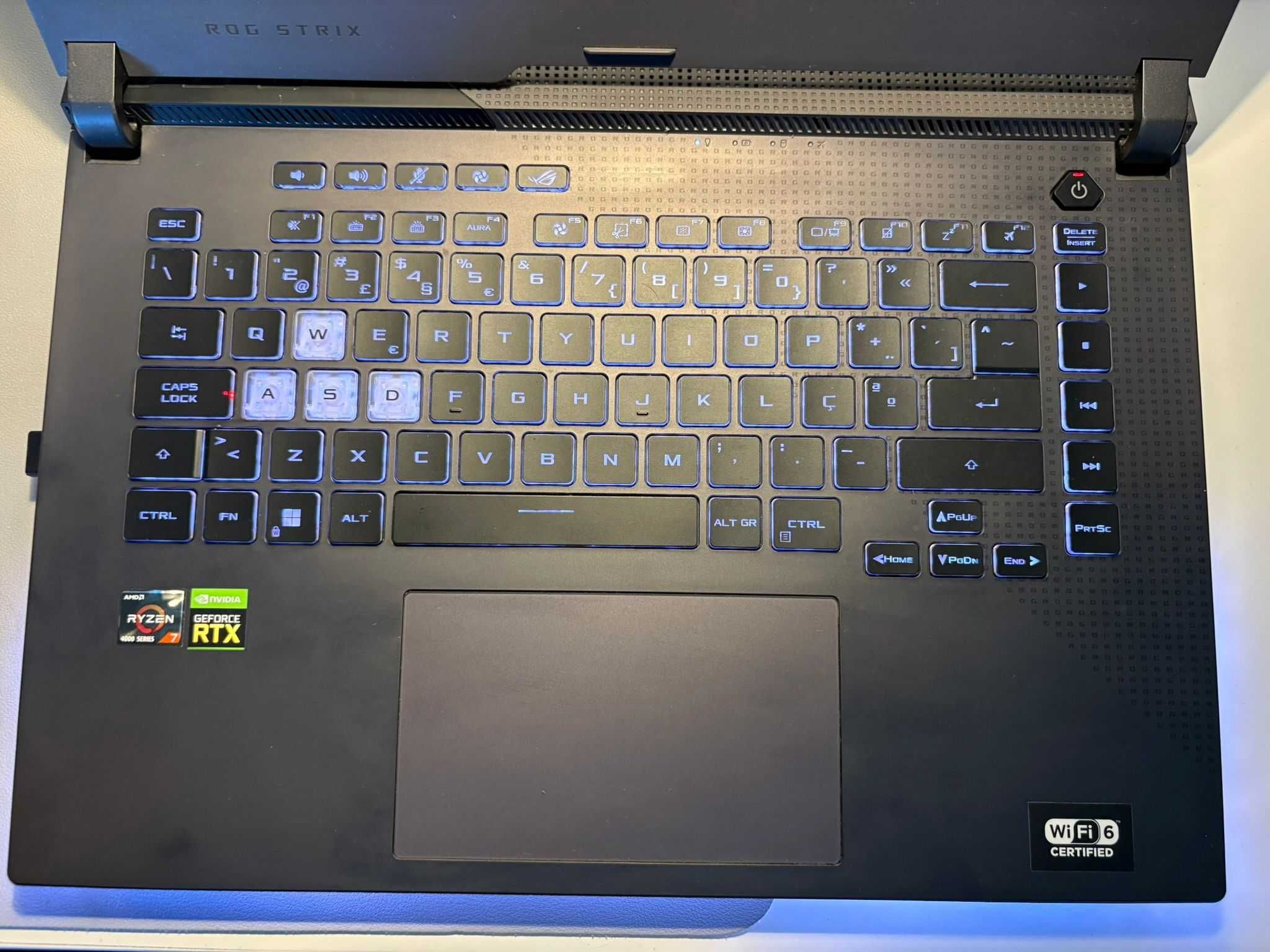 Portátil Gaming ASUS ROG Strix G15 G513IE