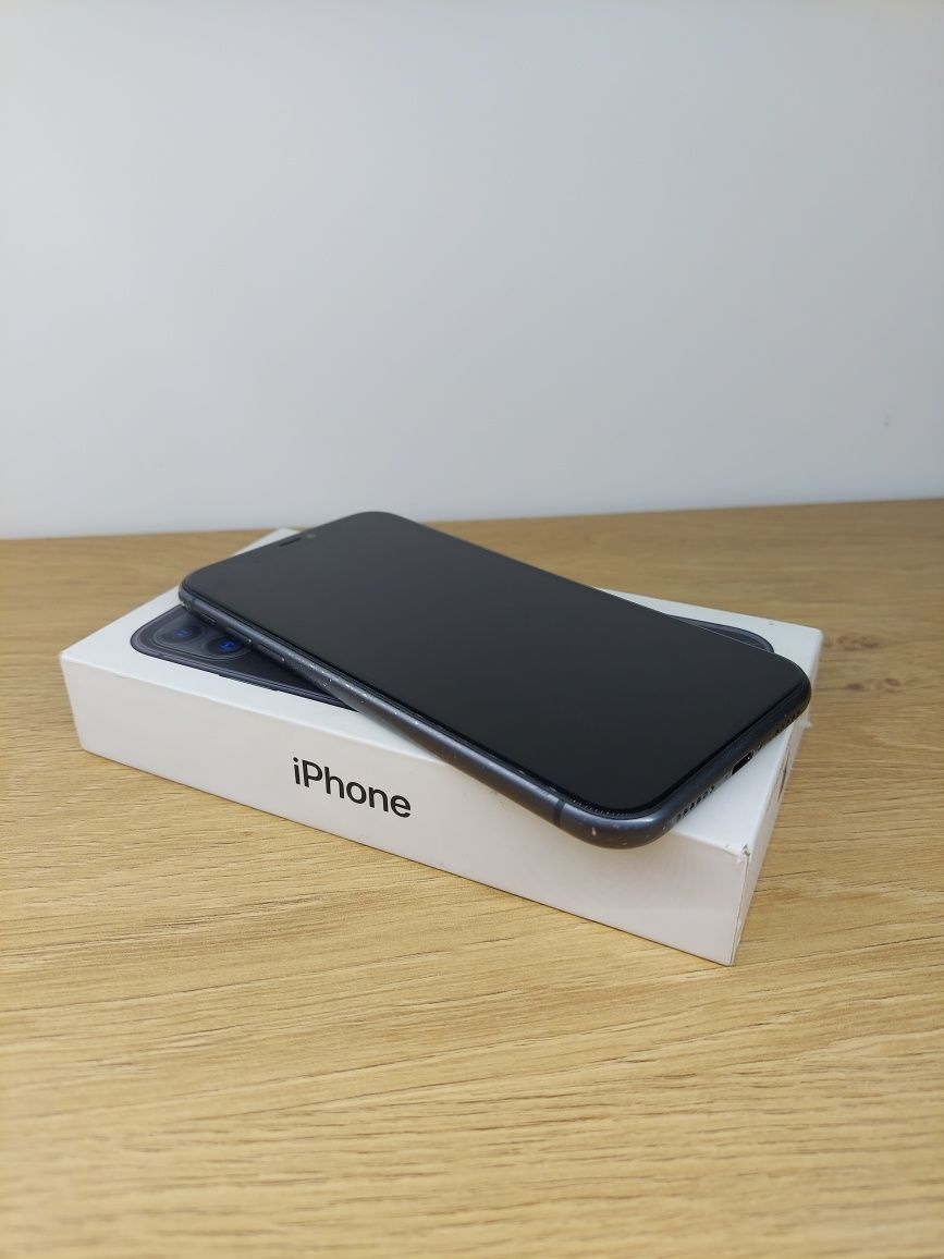 Iphone 11 | 100% sprawny | ładowarka + 2x etui