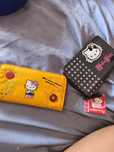 Duas carteiras hello Kitty