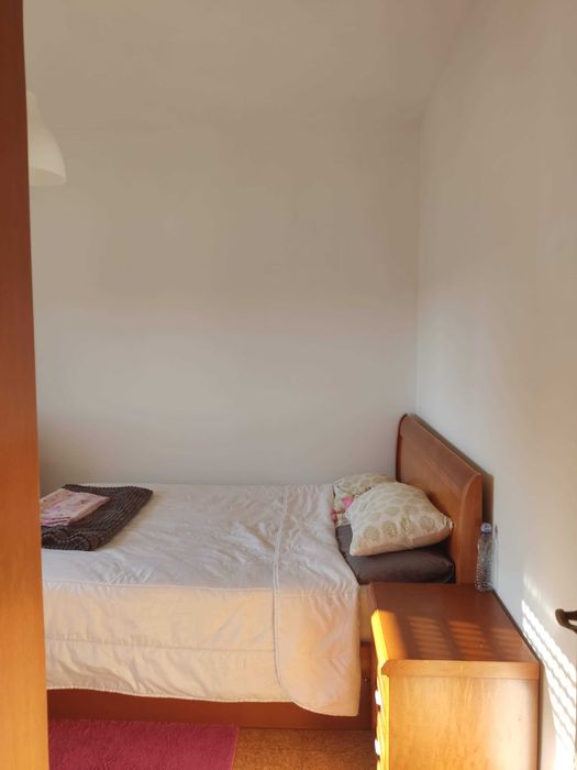 T1 - Monte Abraão - mobilado