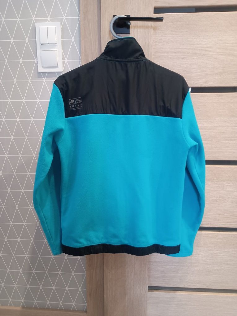 Bluza polarowa 4f r.158