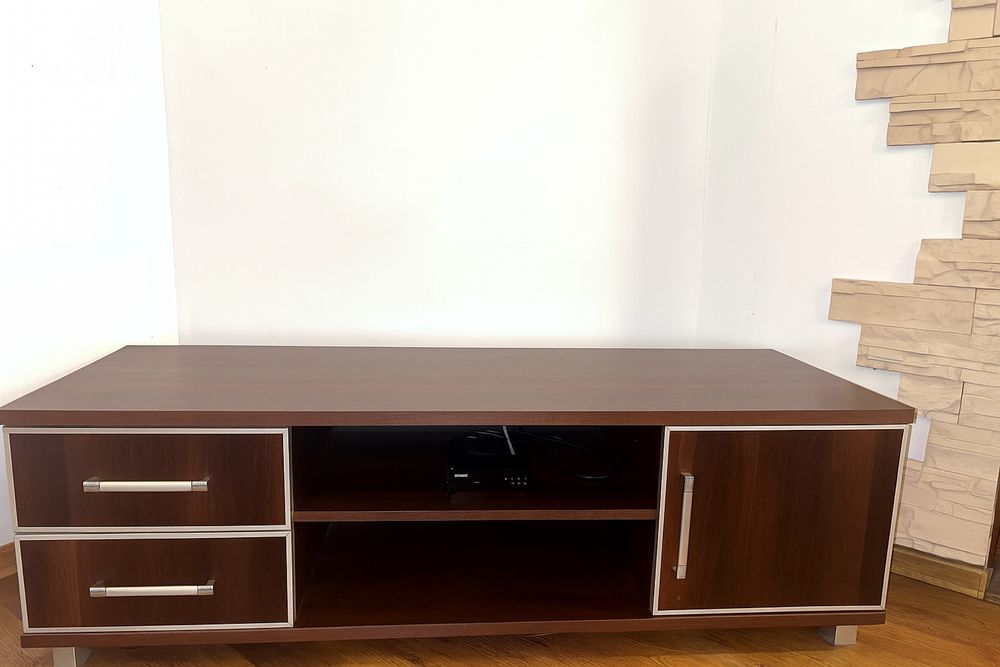 Szafka pod telewizor