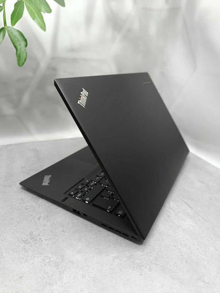 Ноутбук Lenovo X1 Carbon G3/i5-5200U/8GB/256M2/14"Full HD/гарантія