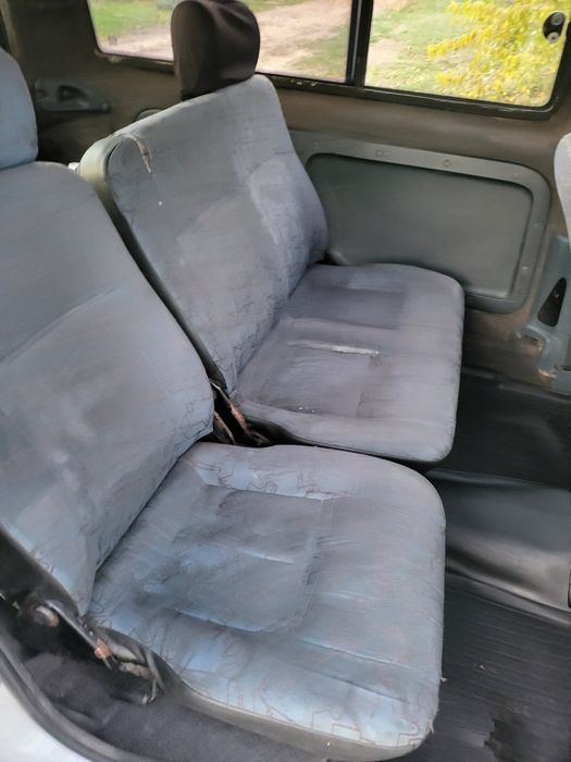 Сімейний або для роботи автомобіль