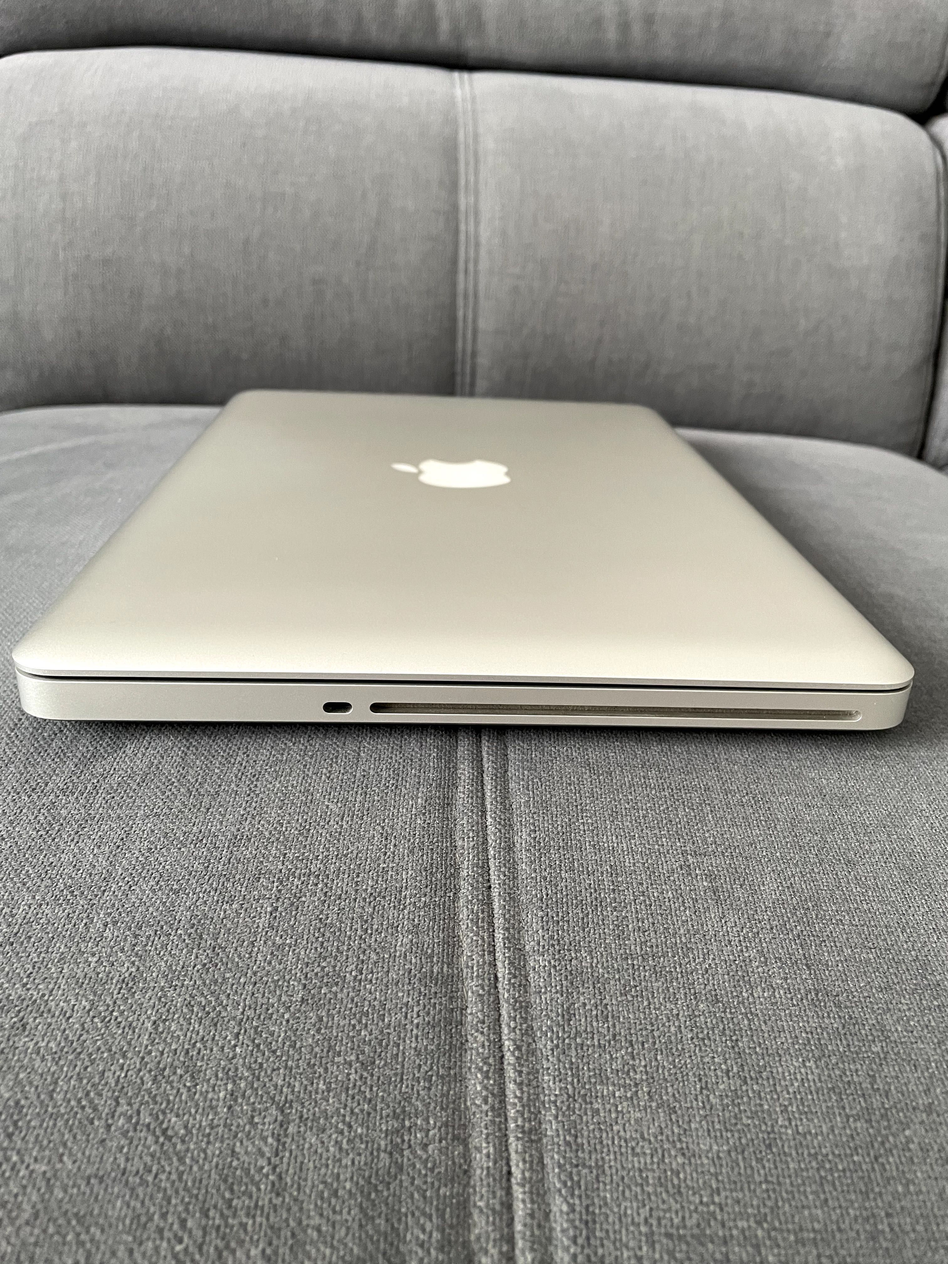 MacBook Pro 13” (Mid 2010) stan idealny, dysk SSD Samsung EVO 500 GB