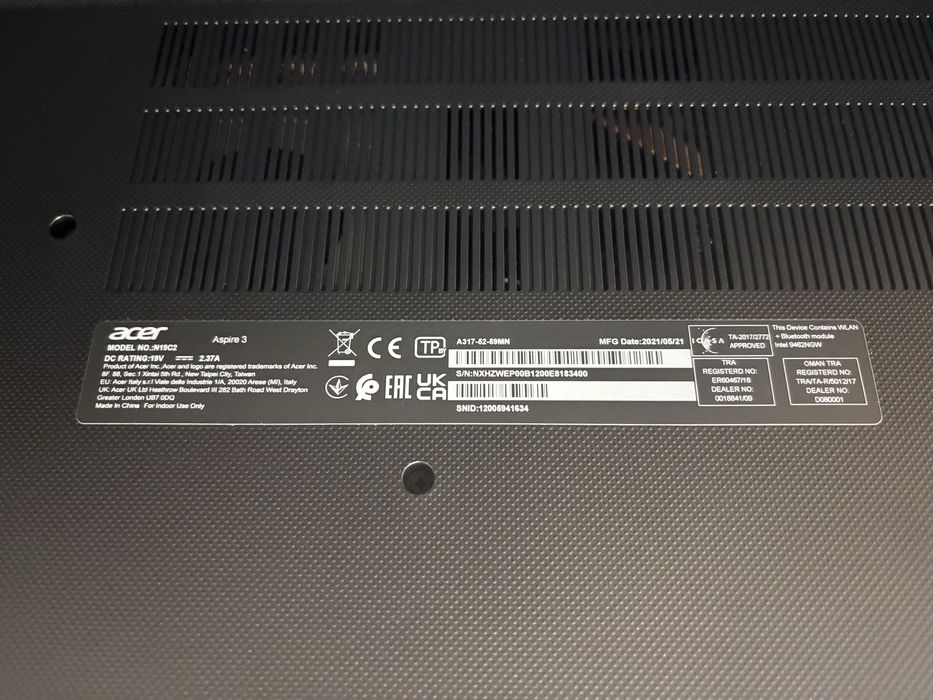 Laptop Acer Aspire 3 A317-52 8GB RAM procesor x64 17,3” intel core i5