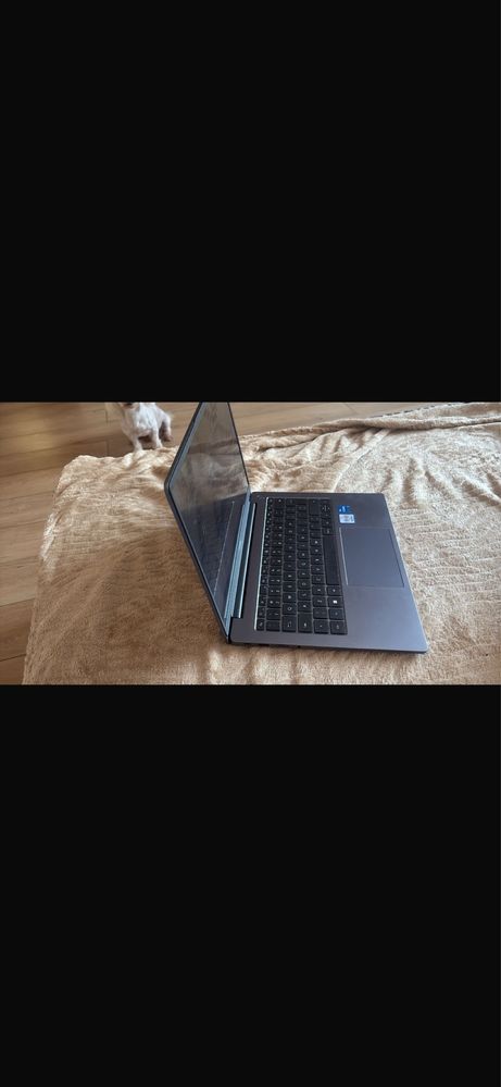 Huawej D14 laptop stan idealny 6 miesiecy