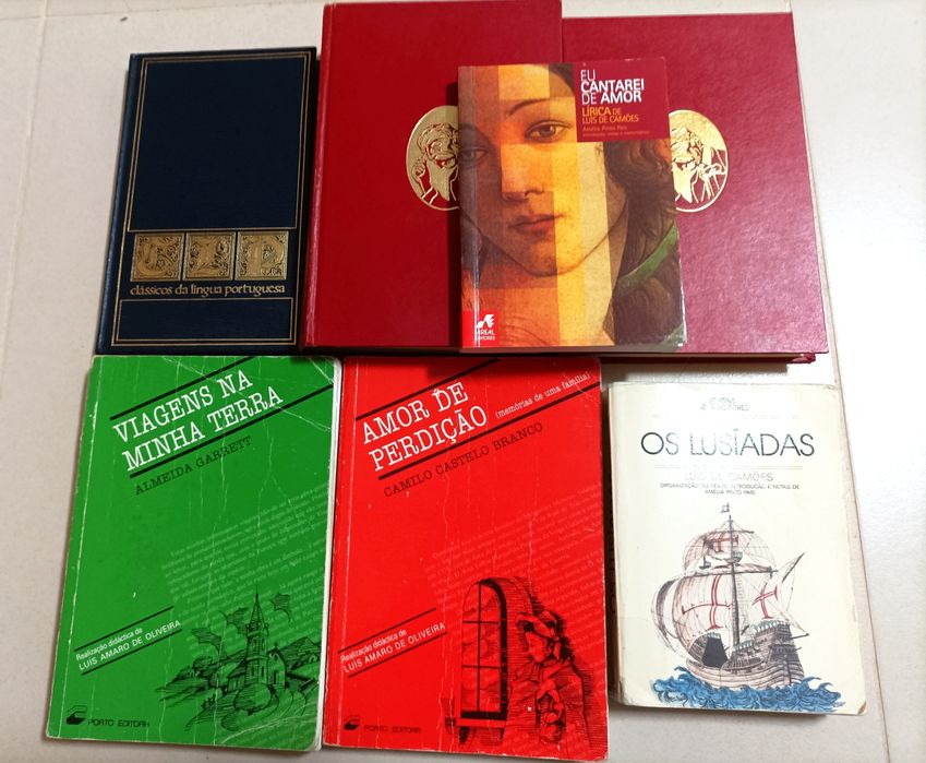 Livros:  Gil Vicente / Almeida Garrett / Camões