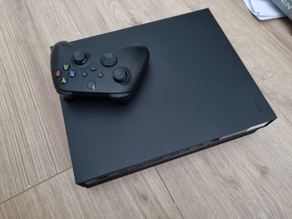 Xbox One X 1tb bdb stan pad okablowanie