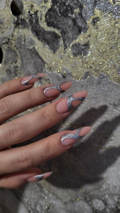 Манікюр за доступним прайсом! БРАЇЛКИ (13 школа)