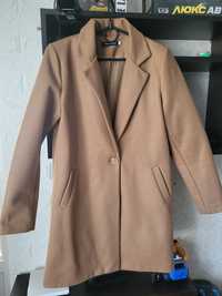 Пальто жіноче розмір М, 44..