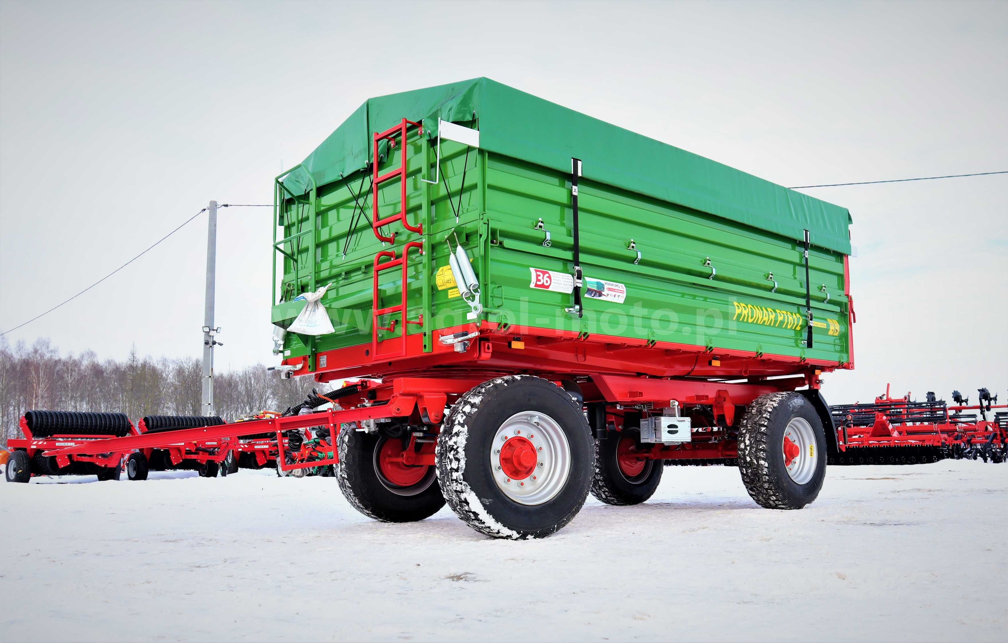 Przyczepa dwuosiowa  pronar PT610 i PT612 szerokość paletowa 10/12 ton