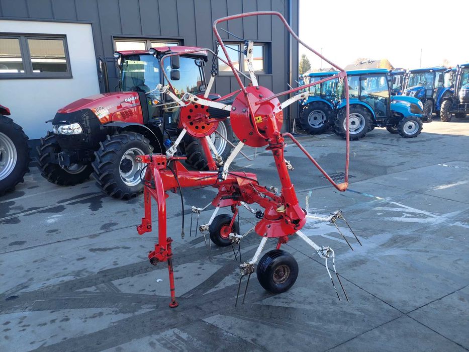 Przetrząsacz Karuzelowy Pottinger HIT 47 N - Pająk do siana Pottinger