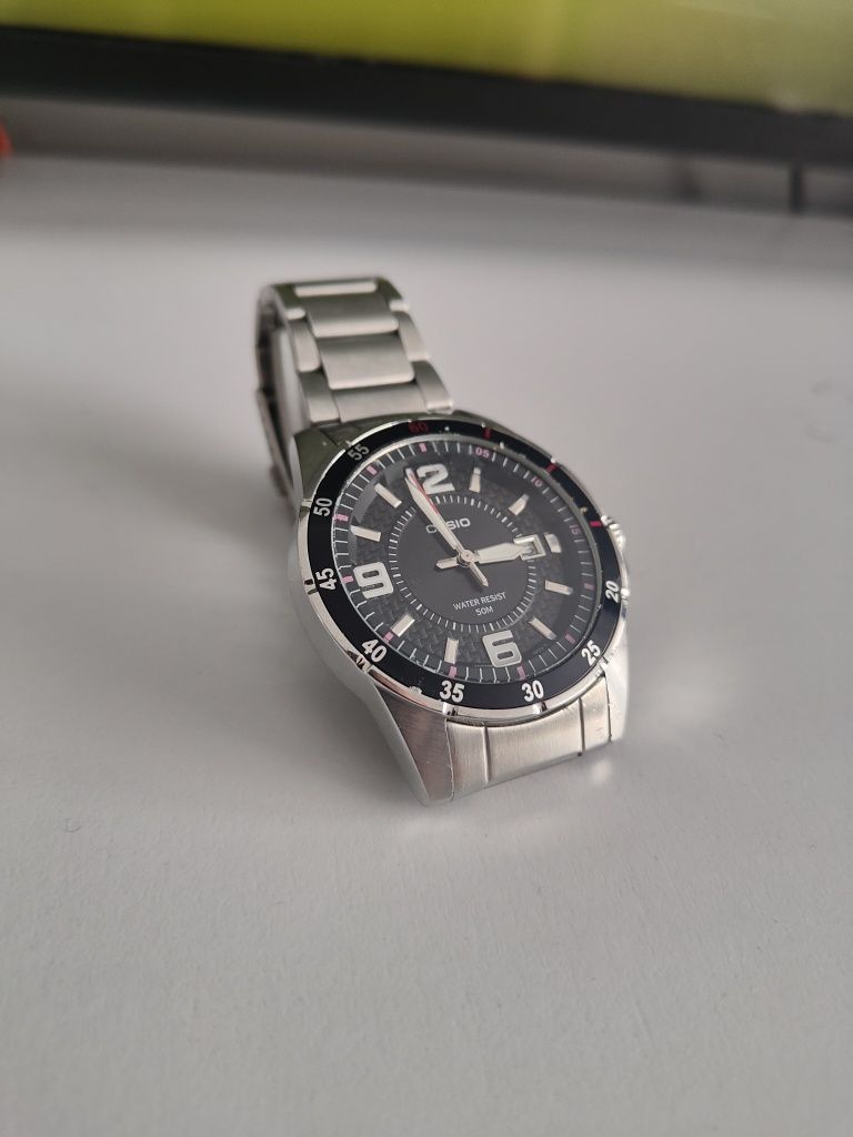 Zegarek stalowy Casio