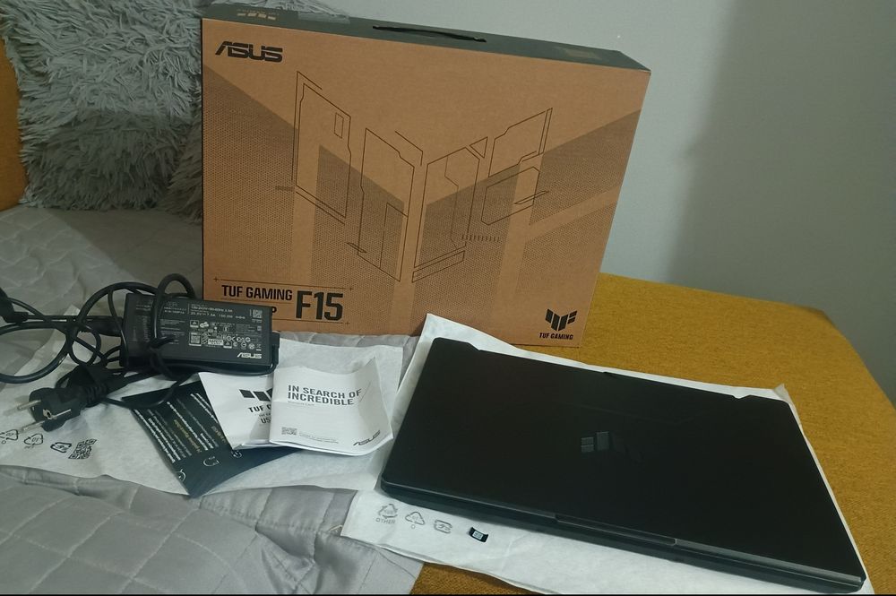 LAPTOP  dla graczy ASUS FX506H TUF GAMING F15  Stan jak Nowy