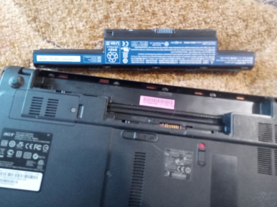 Продам ноутбук проблема с экраном