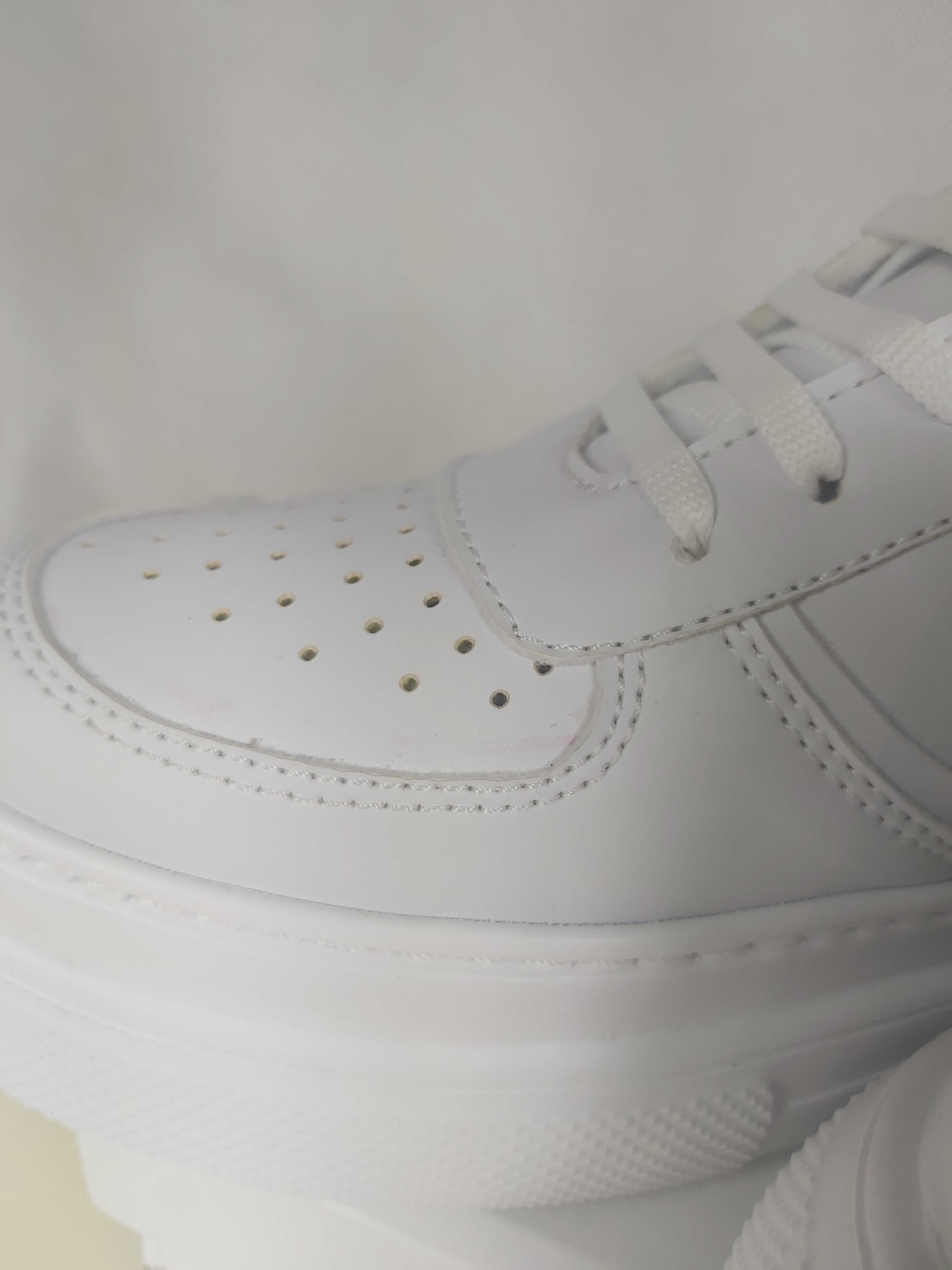 SP NOWE oryginalne sneakersy GUESS białe platforma 38 trampki