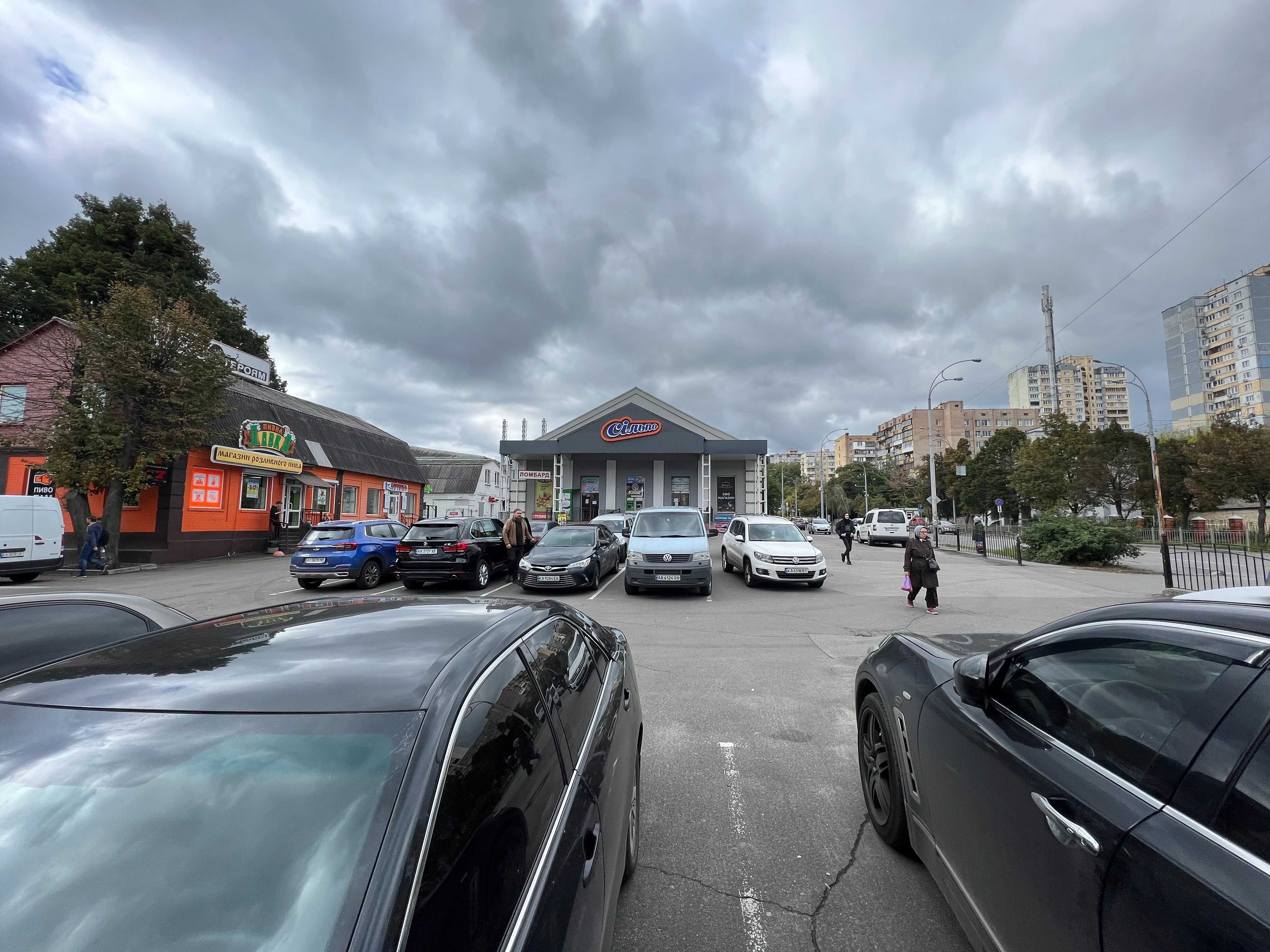 ОРЕНДА площ в прикассовій зоні Сільпо Вишгородской, 21 від 1 до 30 м.