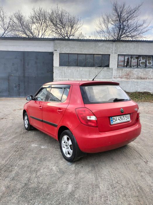 Продам шкоду  фабію