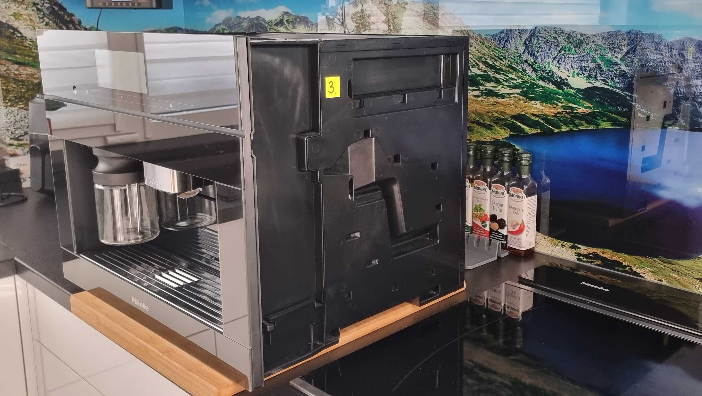 Kawiarka /ekspres Miele CVA 7845 czarny /ObsidianBlack, przyłącze wody