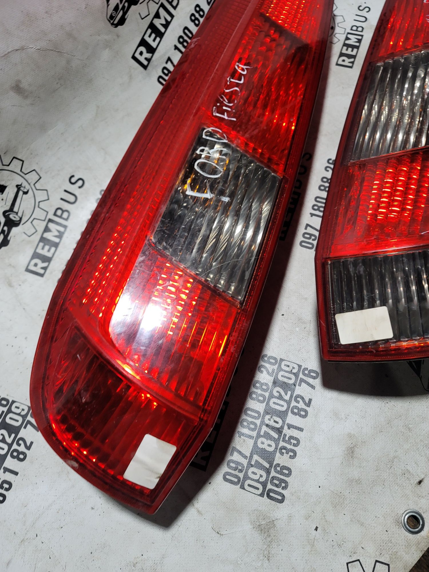 Задні стопи Ford fiesta фієста фонарі ліхтарі