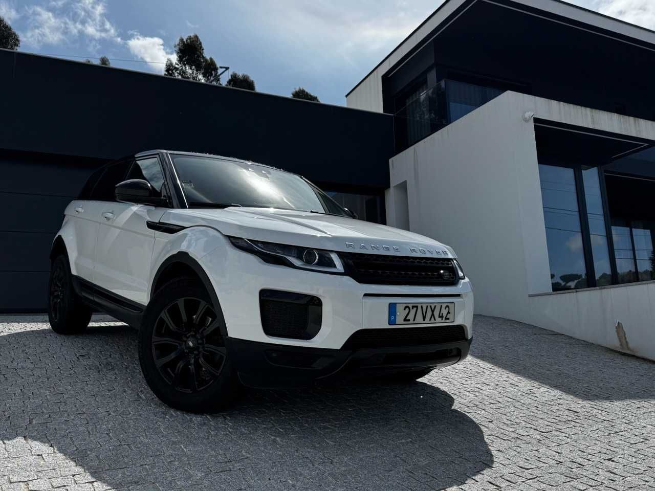 Range Rover Evoque 2.0 D150 R-DYNAMIC - Apenas 65mil km