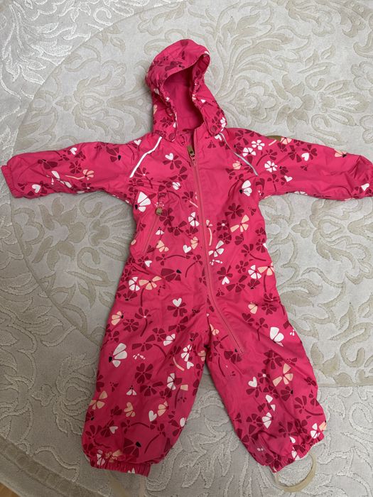 Продам демисезонний комбінезон Reima