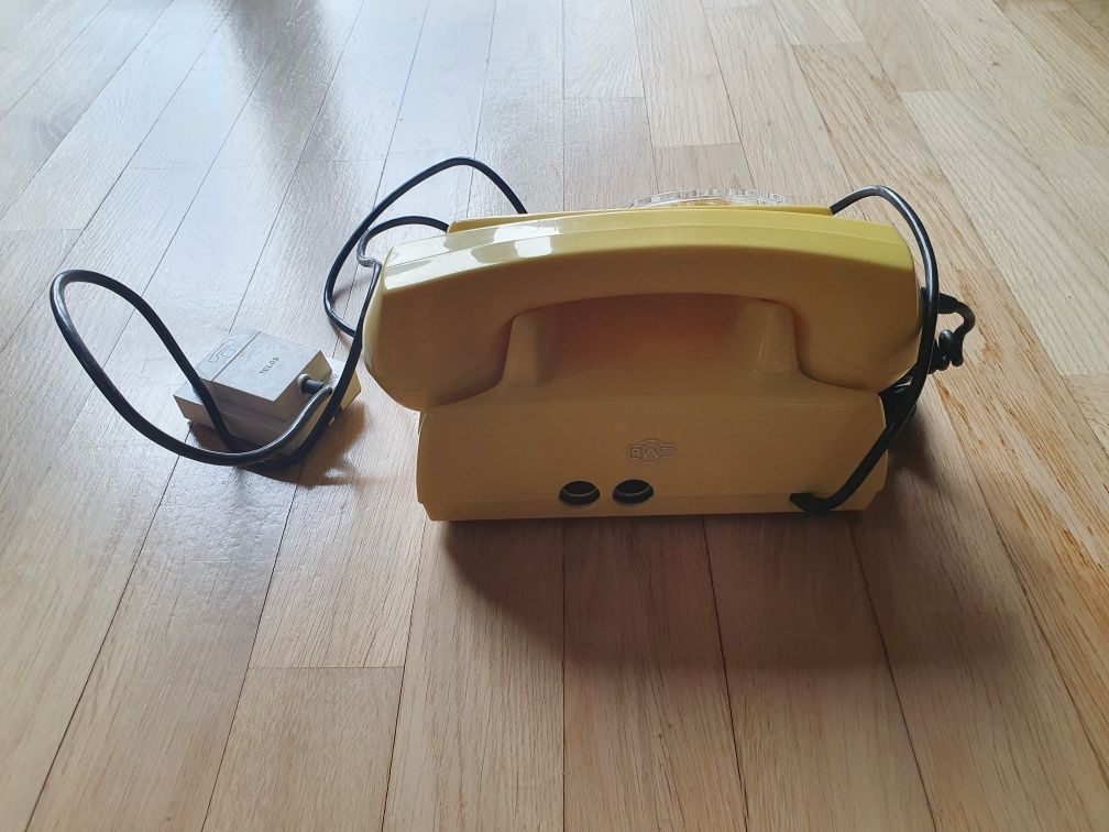 Telefon stacjonarny Telkom RWT w kolorze żółtym (st.idealny)