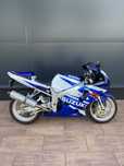 Suzuki GSX-R K2 750cm 2002r Crashpad*Led