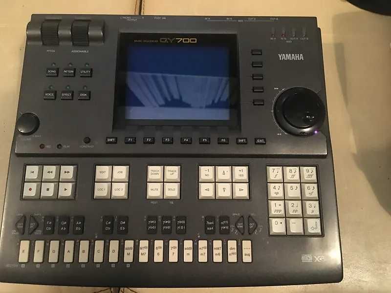 Yamaha QY700 music sequencer