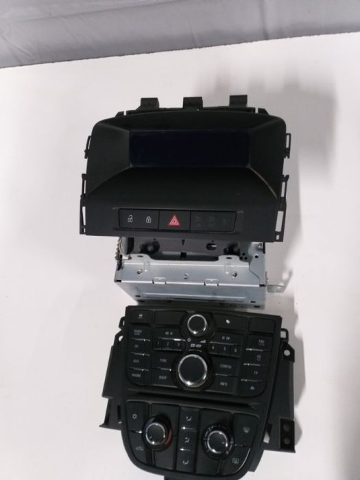 Radio CD400 komplet Opel Astra J