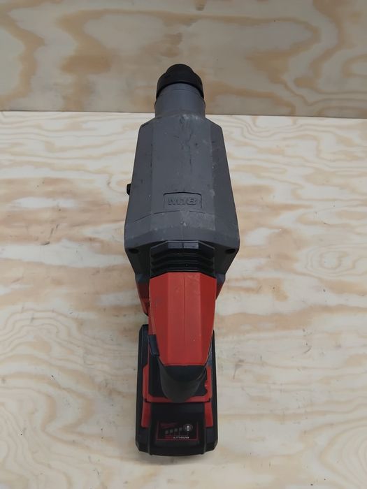 Milwaukee M18 FH młotowiertatka z akumulatorem 5,5Ah