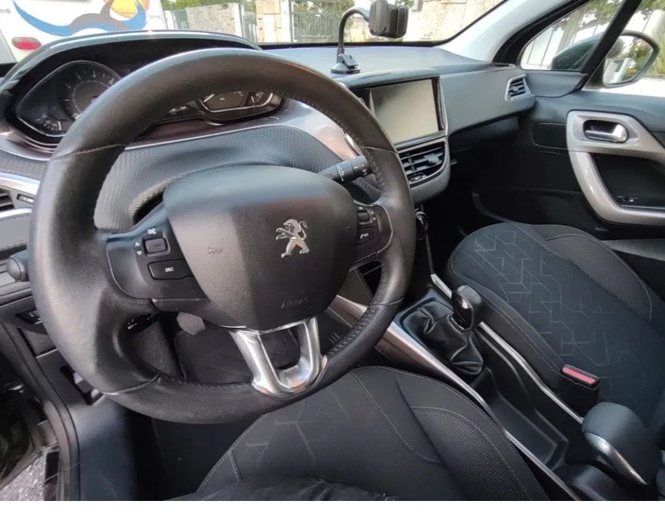 Peugeot 2008 1.2 PureTech Active – 7 750,00€