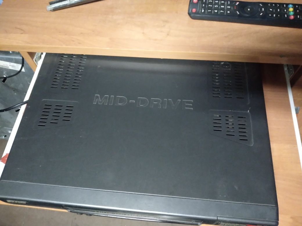Odtwarzacz wideo VHS Sharp
