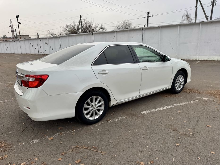 Продам Toyota Camry