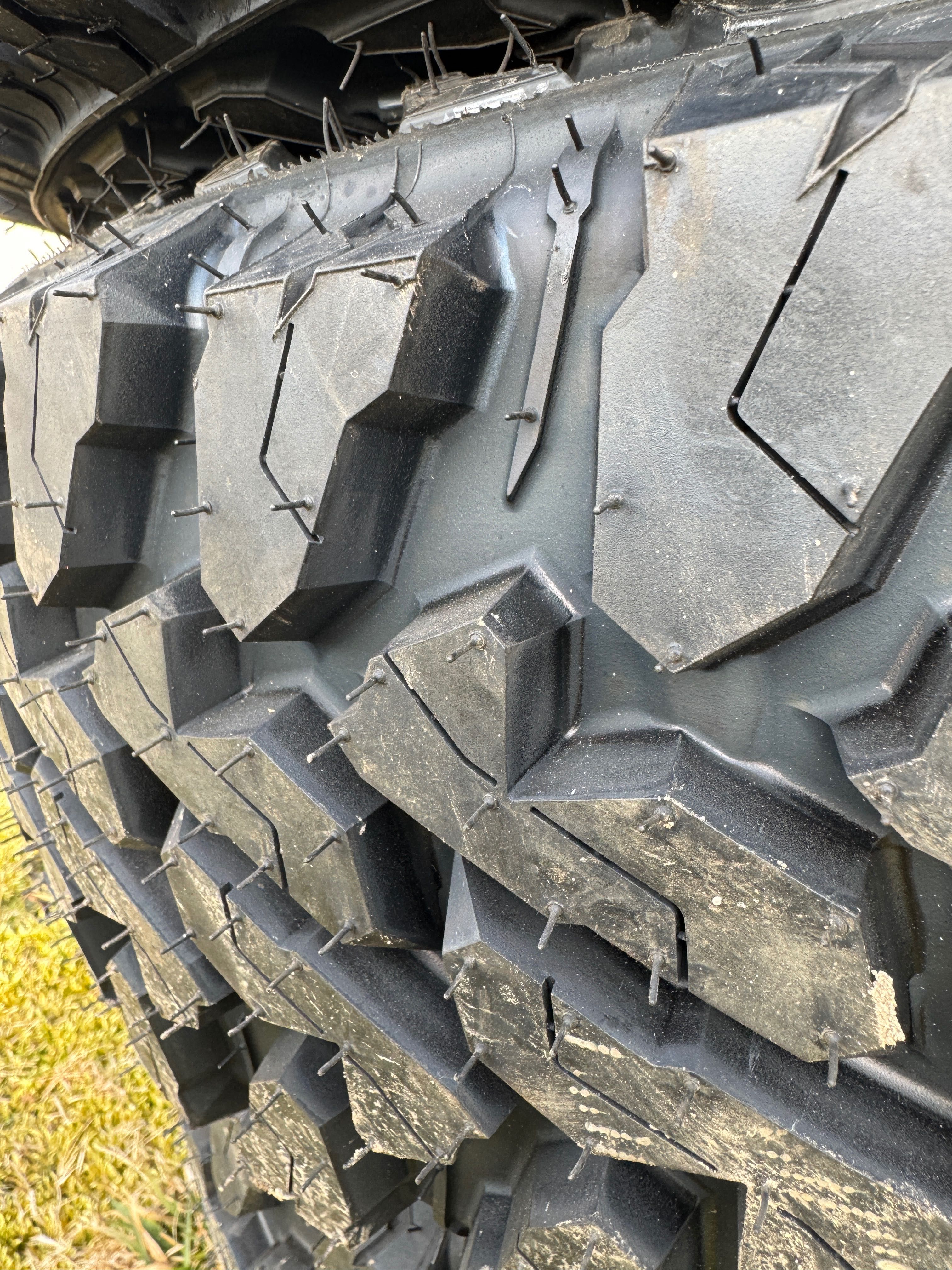 Opony Yokohama Geolandar MT G003  225/75R16