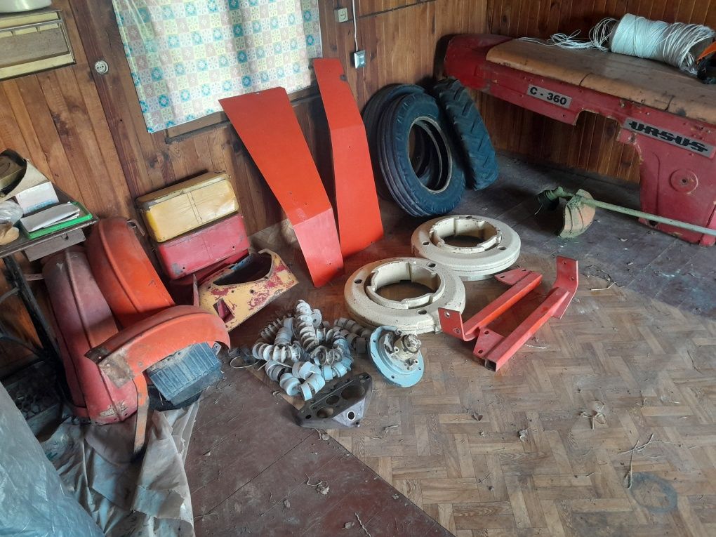 Błotniki  Fergusona ciągnika c360 I części do Ciągnika Ferg