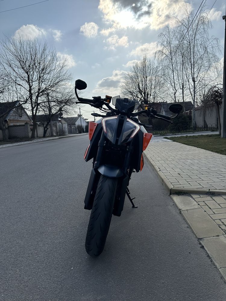 Ktm 1290 super duke r 2021