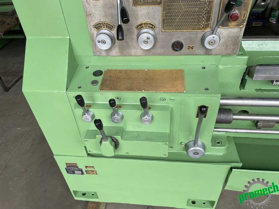 Tokarka uniwersalna TUJ50x1500