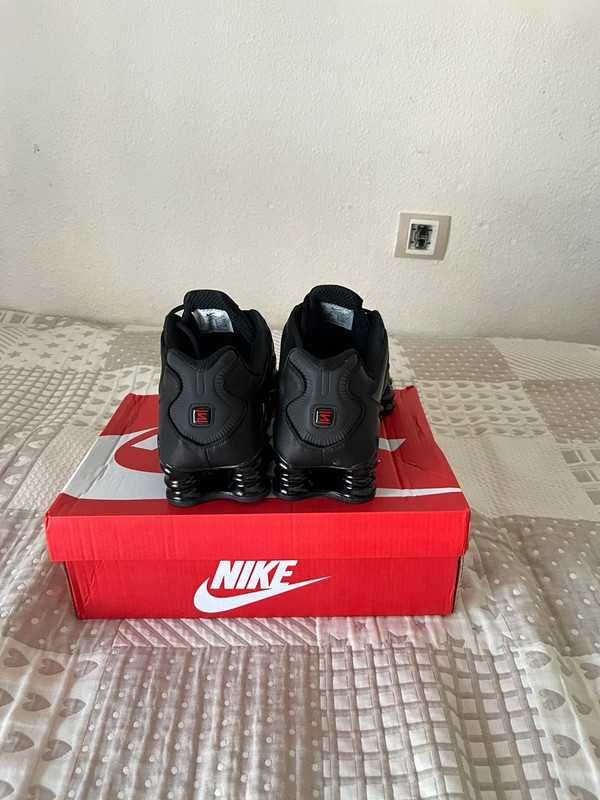 Buty NikeShox TL Moda Obuwie sportowe rozmiar.39